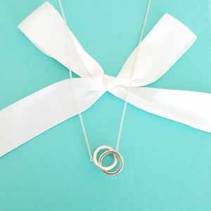 1837 interlocking circles necklace